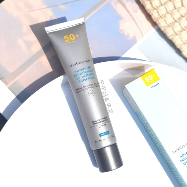 SKINCEUTICALS Легкий солнцезащитный крем для ровного тона кожи 40 мл Advanced Brightening UV Defense SPF50 40 мл