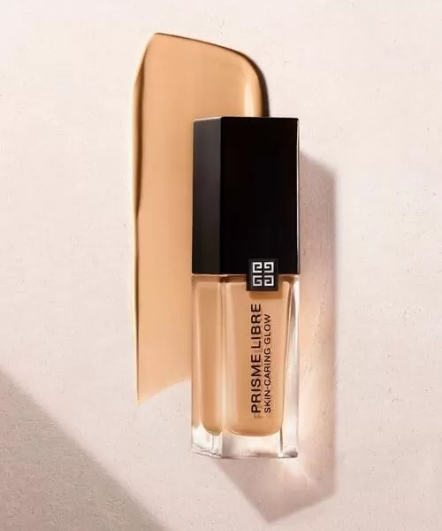 GIVENCHY Prisme Libre Skin caring Matte Ухаживающее матирующее тональное средство N95 (2)