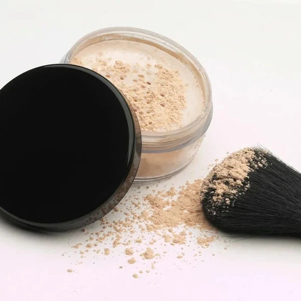 MAC Blur Легкая рассыпчатая пудра 18 г 2