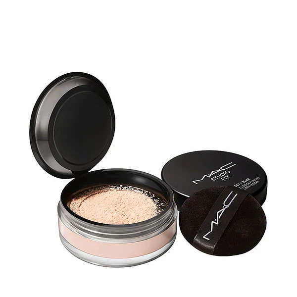 MAC Blur Легкая рассыпчатая пудра 18 г