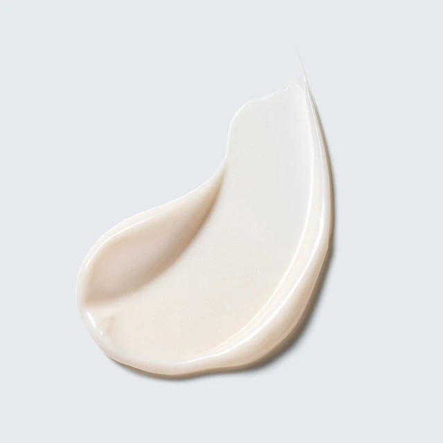 Эстée Лавдер Re Nutriv Ultimate Diamond Transformative Energy Eye Crème 02